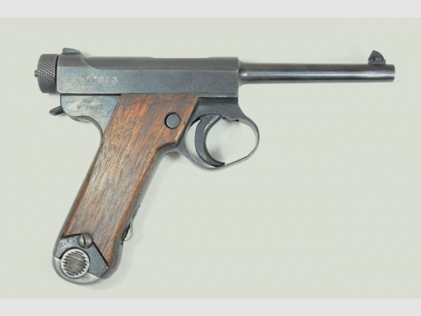 Nambu-Pistole Typ 14,großer Abzugbügel, späte Fertigung
