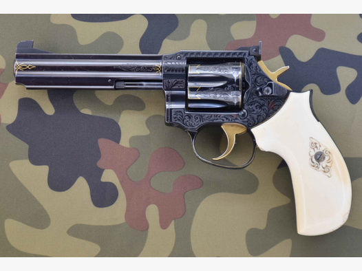 Revolver Sportrevolver Sammlerwaffe Manurhin MR73 gravierte Luxusausführung Kaliber .357 Magnum TOP!