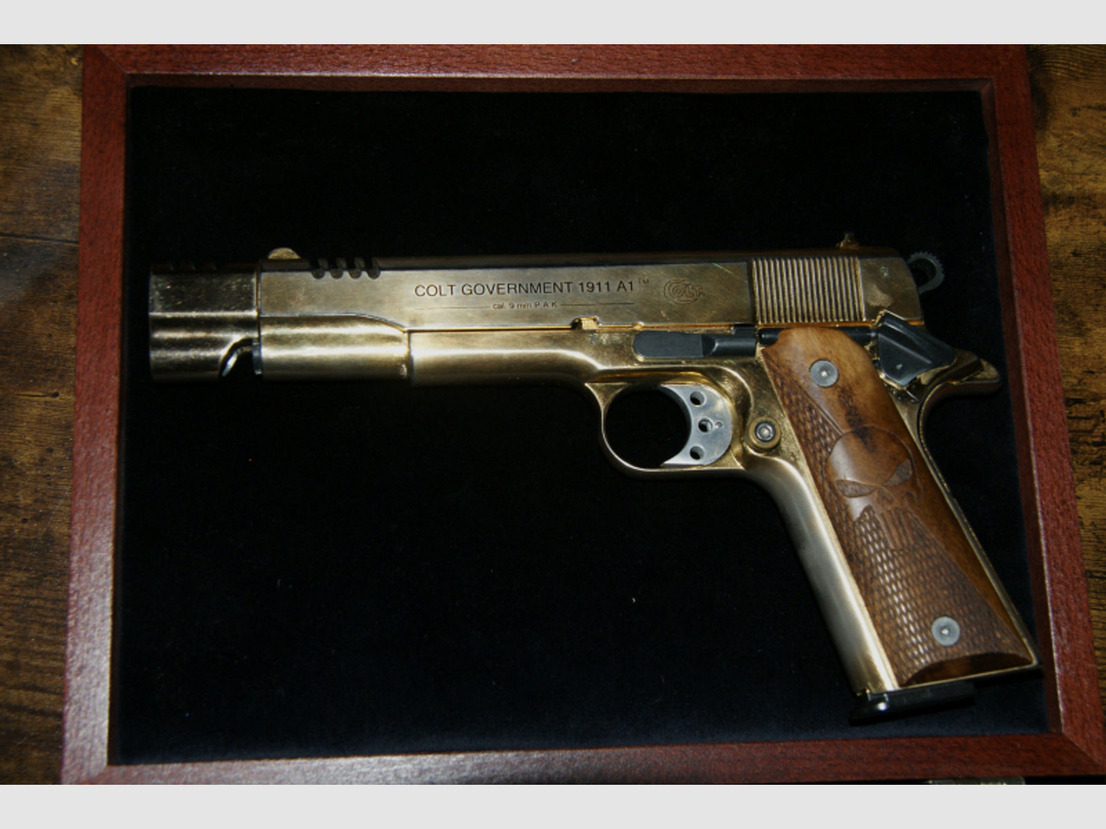 Colt Goverment 1911 A1 Gold