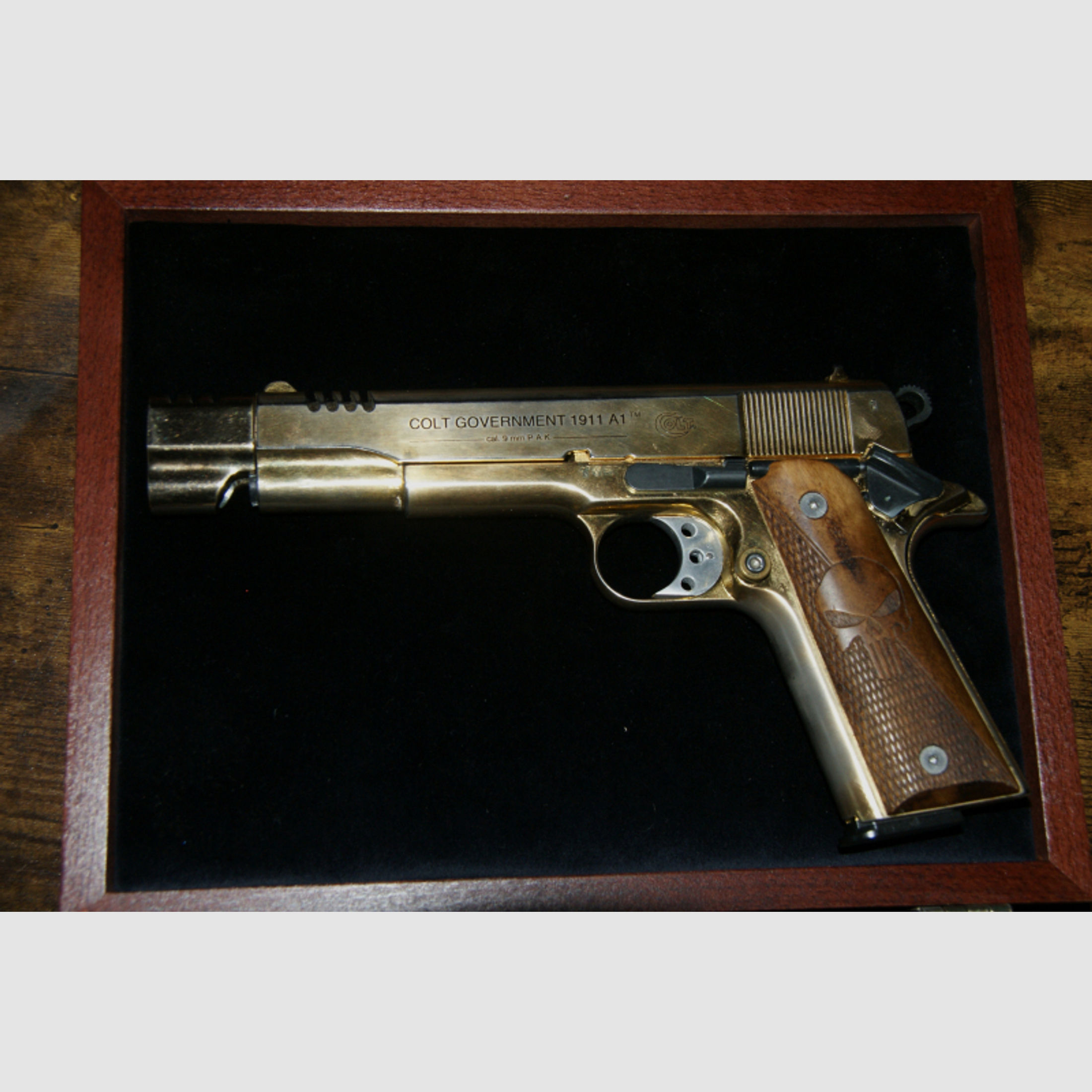 Colt Goverment 1911 A1 Gold