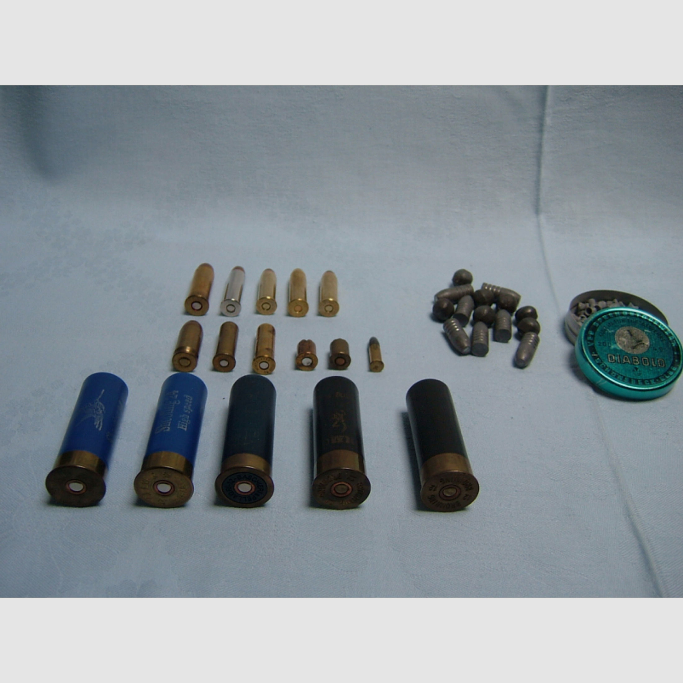 Sammler- Munitionen verschiedenen Kalibern