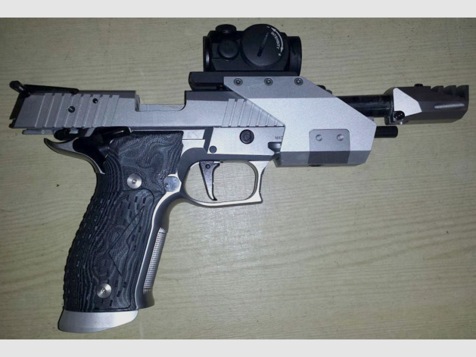 SIG Sauer X-Five Open Pistole IPSC-Open 9mm mit Holster