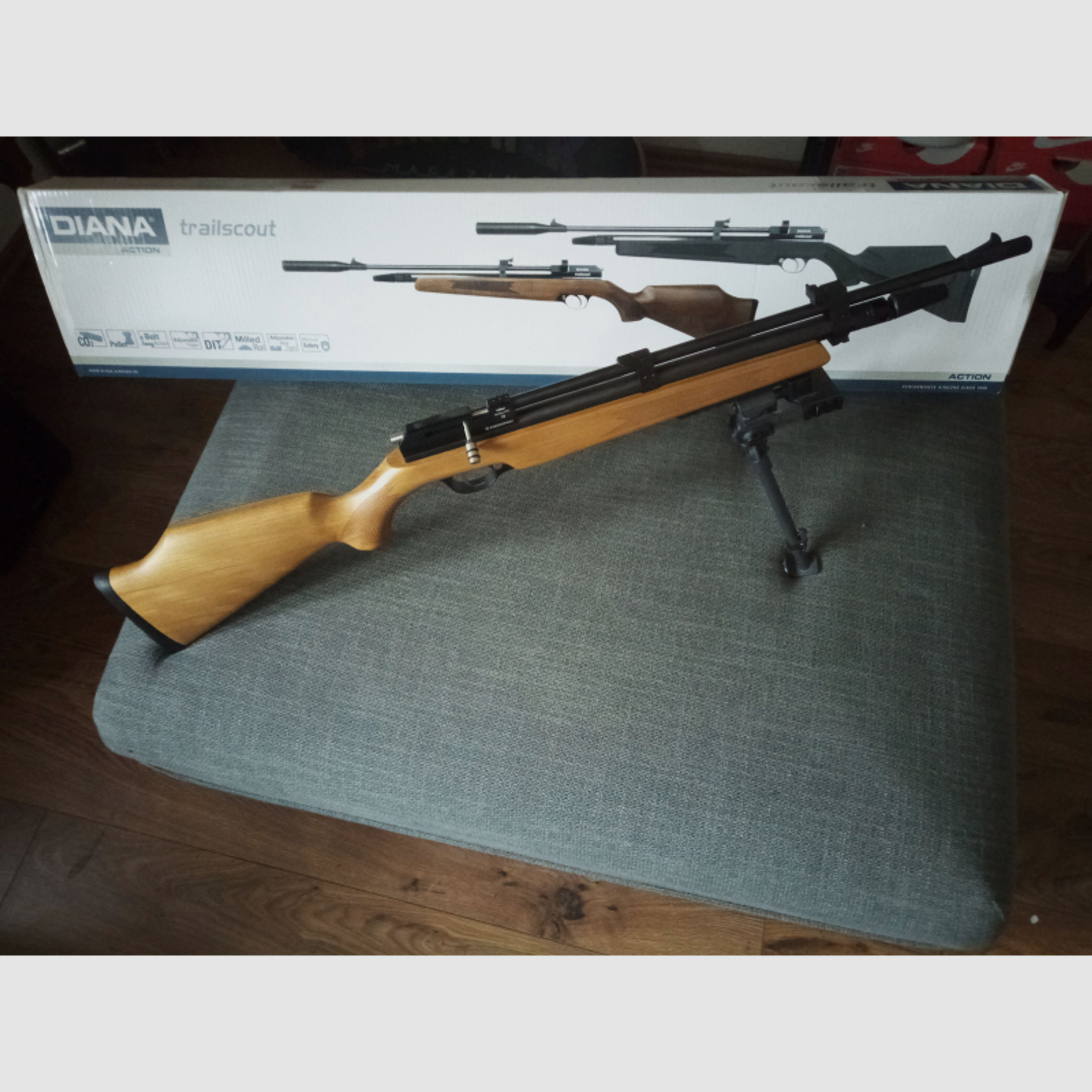 Diana Trailscout CO2 wood-stock Rifle Cal. 4.5