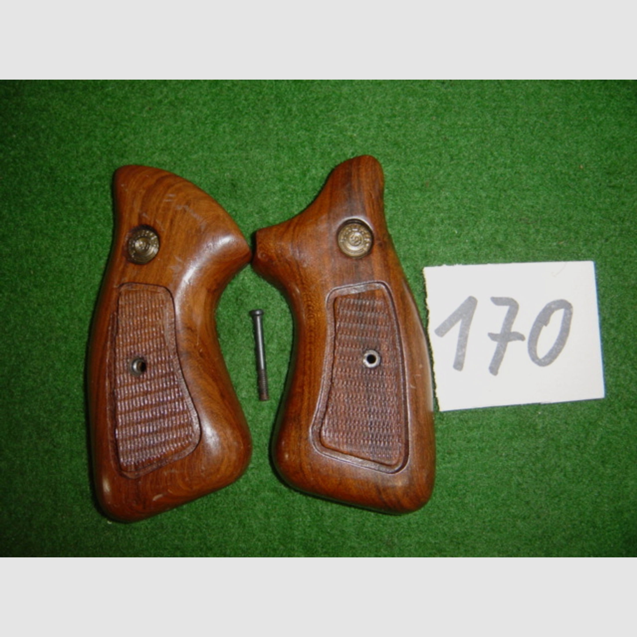 170 Griffschalen mit Schraube für Taurus Revolver , 22lfb , lr