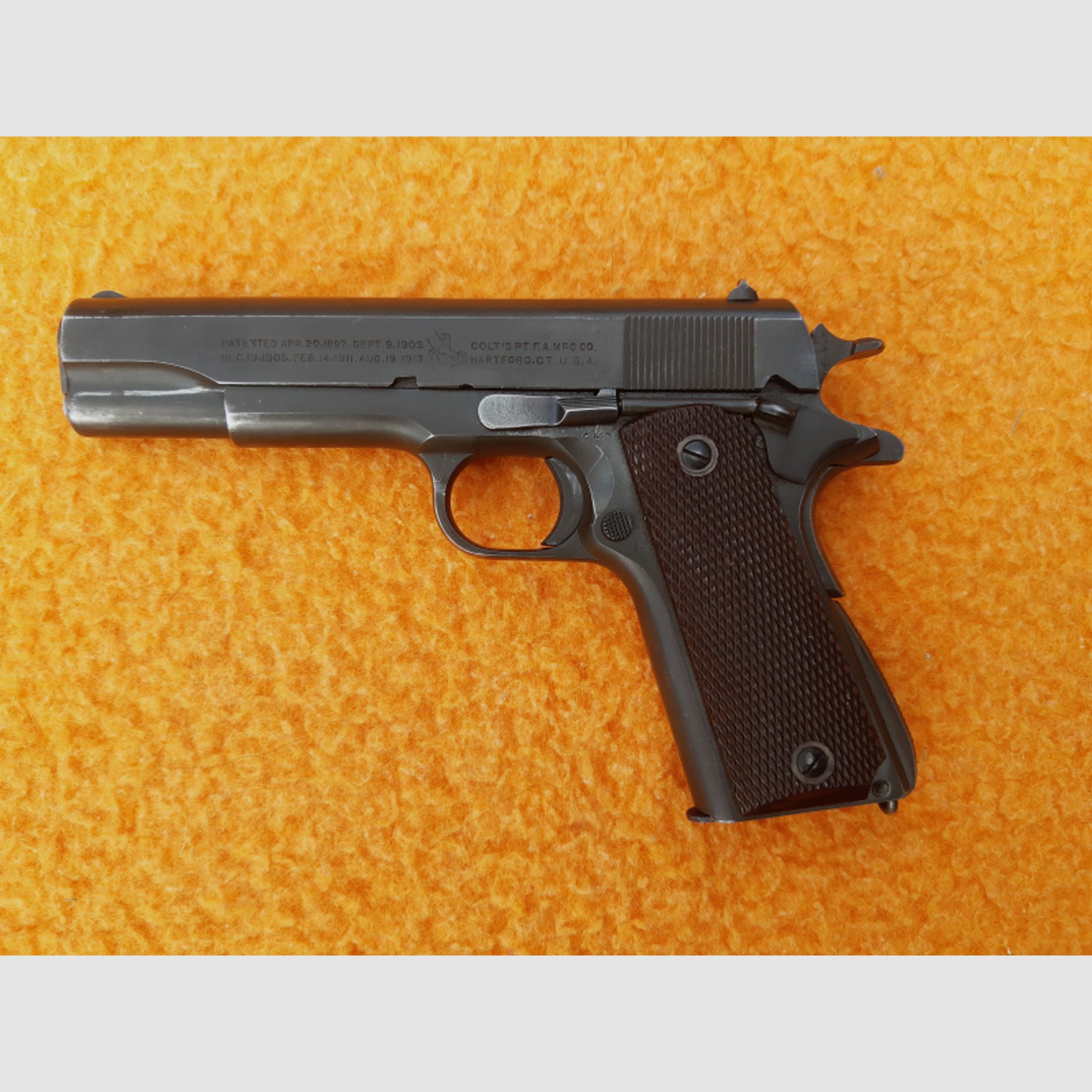 Pistole Colt 1911 A 1