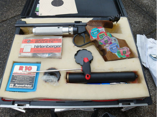CO² Match Pistole WALTHER, Mod. CP-2, Kal. 4,5 mm mit Zubehör im Koffer