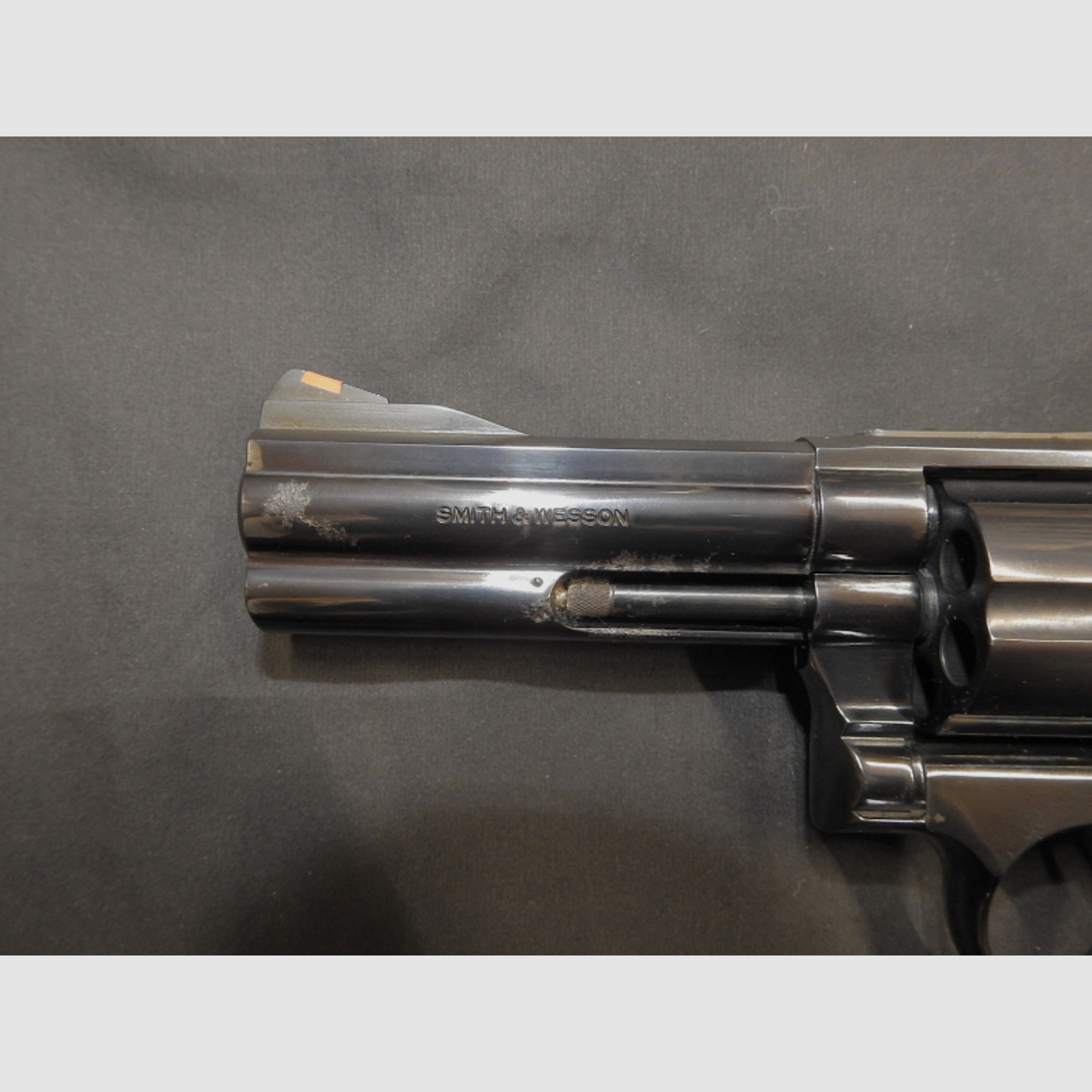 Revolver .357Magnum Smith&Wesson/ S&W586-4 ,4" Lauf/ Mikrometervisier/ Gummigriffschalen