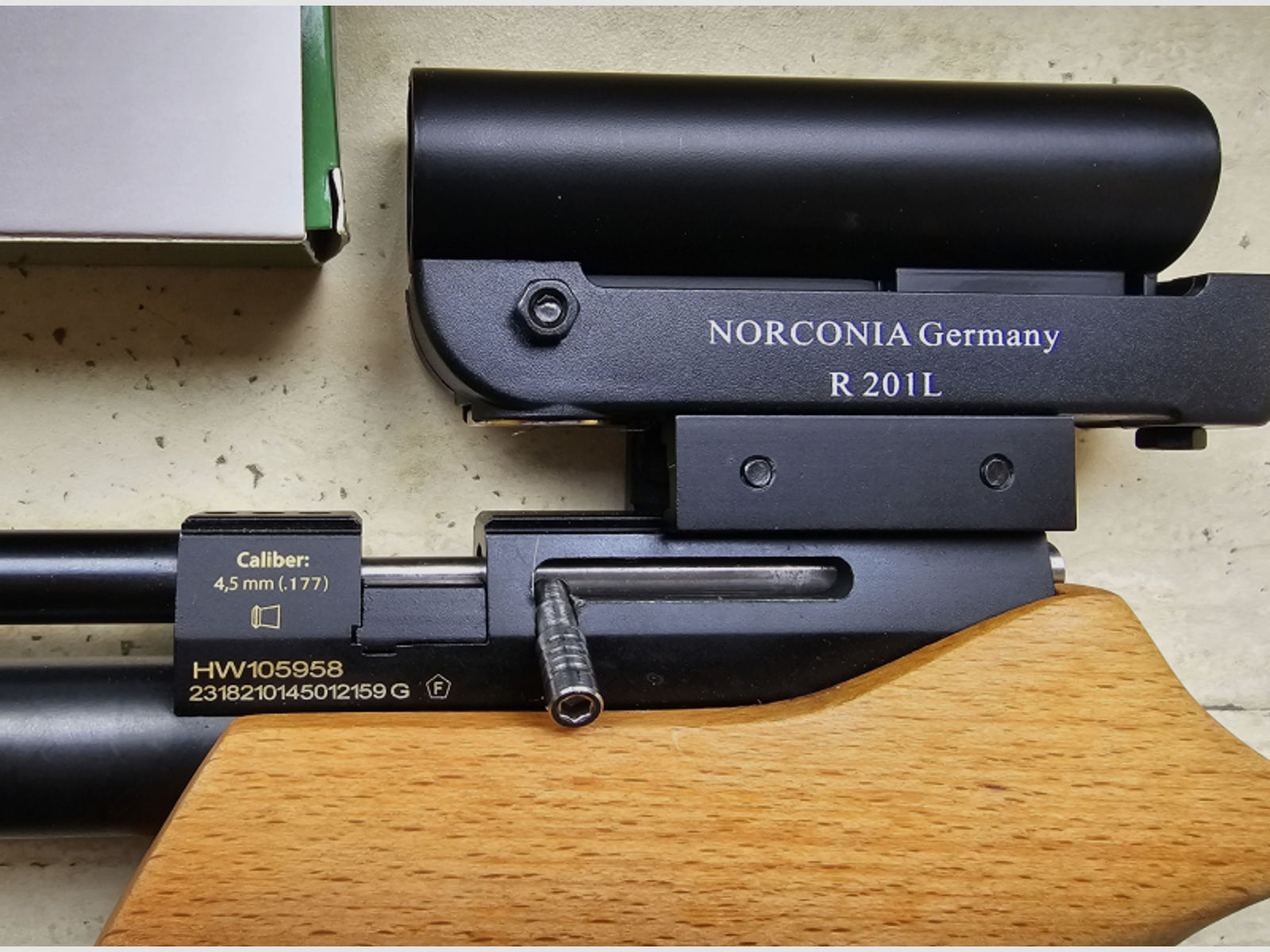 +++ Diana Bandit Pressluftpistole 4,5mm 177 mit Norkonia Reddot +++