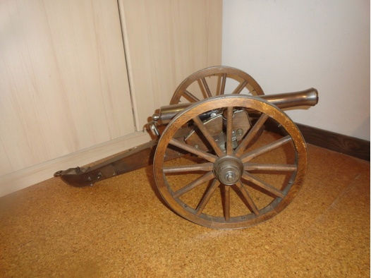Jukar Kanone Kal.70 Scharf beschossen Napoleon Bürgerkrieg Artillerie Reenactment Model