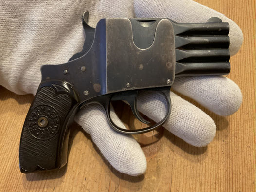 Taschenpistole Schüler , Reform-Pistole im Kaliber 6,35mmBrowning SNR 1385