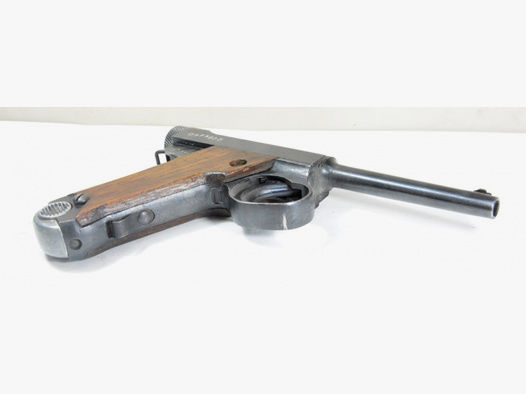 Nambu-Pistole Typ 14,großer Abzugbügel, späte Fertigung