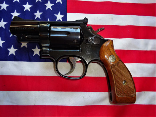 Revolver .357 Mag.; S&W Mod. 19-4 Combat Magnum Fangschuss Schwarzwild 2.5" Lauflänge top Zustand
