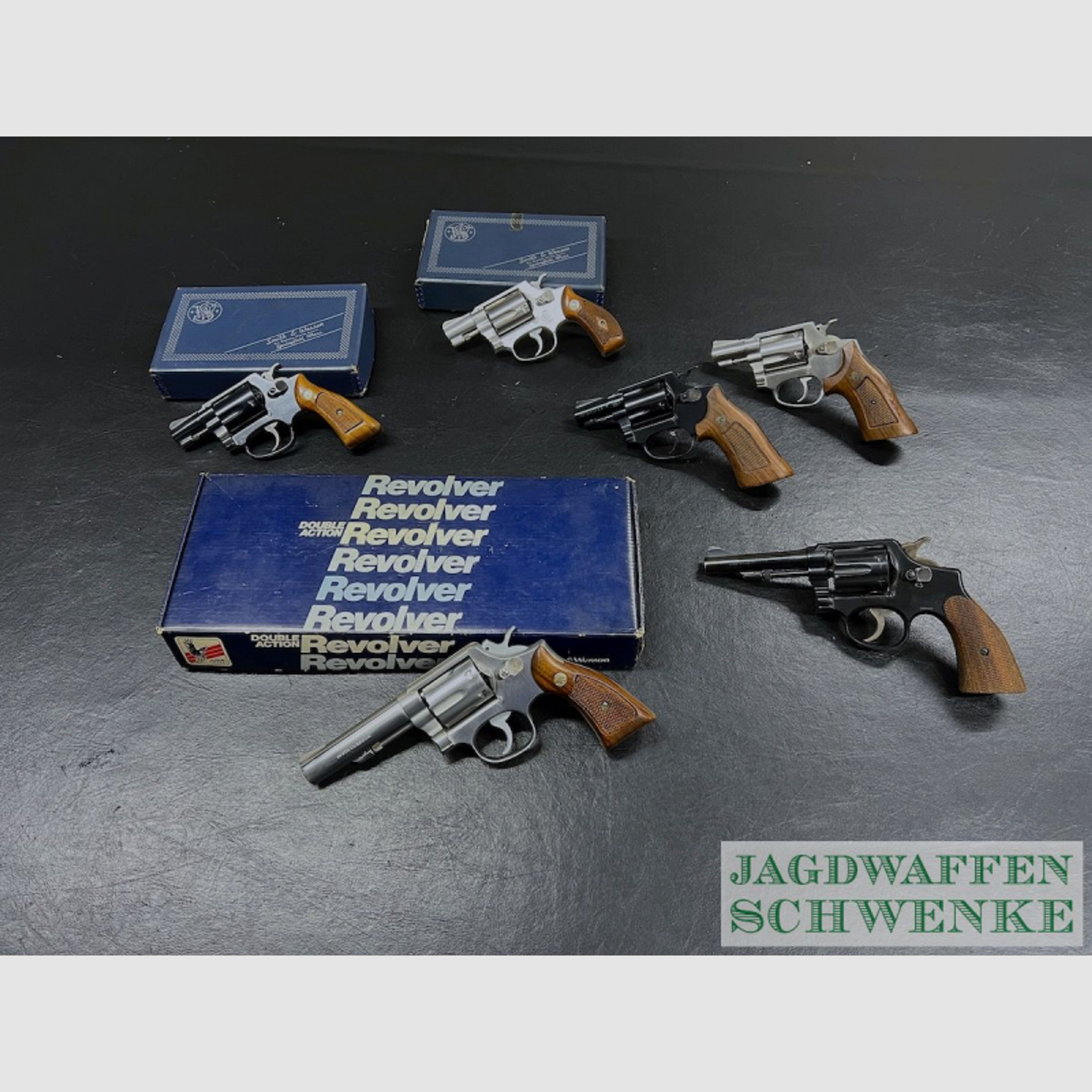 6x Revolver im Paket: " Smith & Wesson + Rossi " im Konvolut zu erwerben !