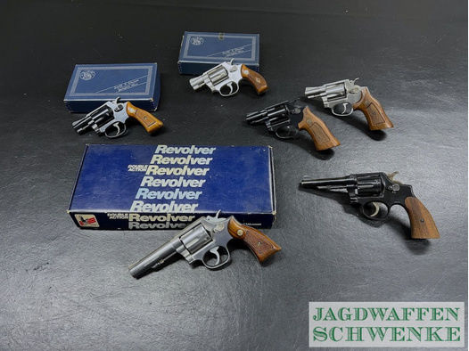 6x Revolver im Paket: " Smith & Wesson + Rossi " im Konvolut zu erwerben !