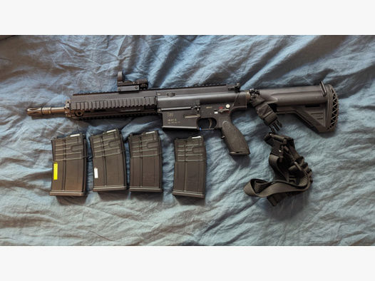 HK417 GBB mit 4 Ersatzmagazinen, Sling und Reddot
