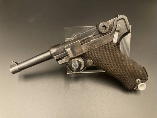Mauser P08 S/42 G Code 1935 absolut Nummerngleich inkl. Schlagbolzen&Griffschalen Lauf Spiegelblank