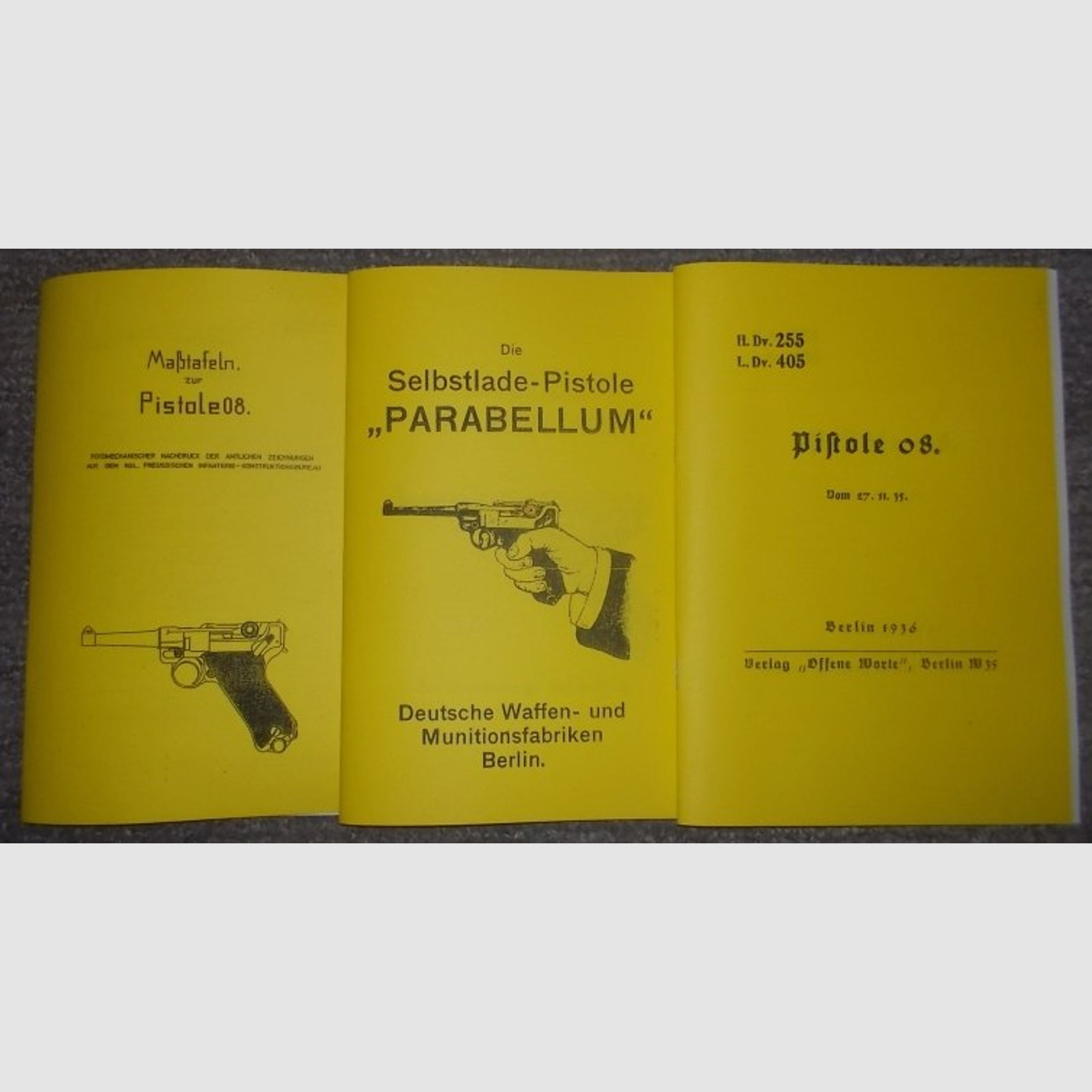 3 Hefte technische Zeichnungen, Beschreibung, Dienstanweisung Parabellum Pistole 08 Kaliber: 9mm