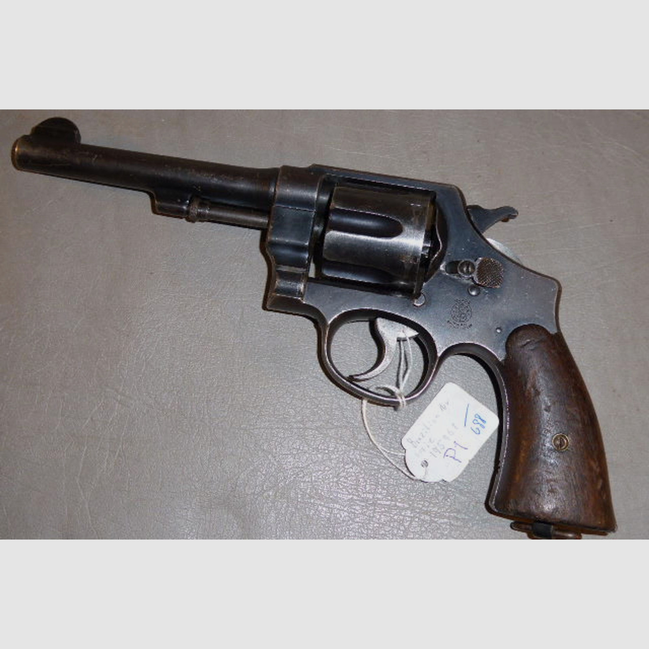 Smith & Wesson Revolver D. A. 45 für Brasilien. Mod. 1937. ( II WK ). Kal. 45 ACP.