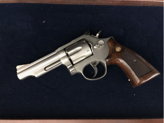 Taurus 4" Revolver .38 spezial , kein S&W M66 / M19