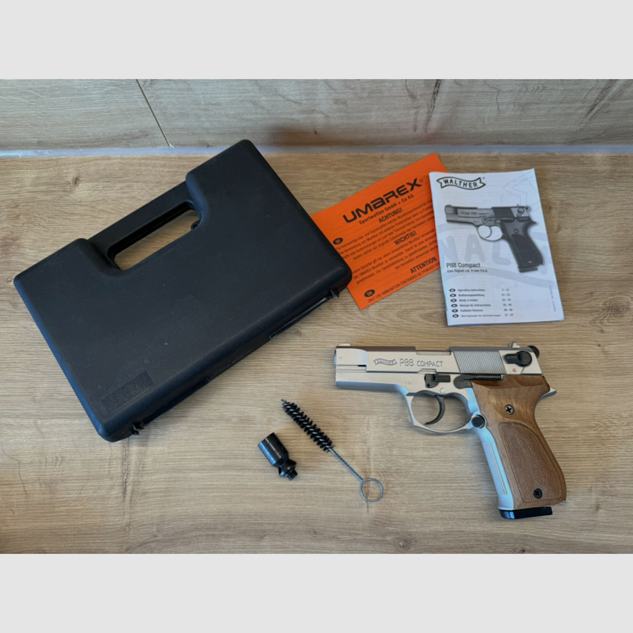 Walther P88 P 88 Schreckschuss Pistole 9mm P.A.K. PAK Nickel-Finish 4 Holz Griffschale + Zubehör