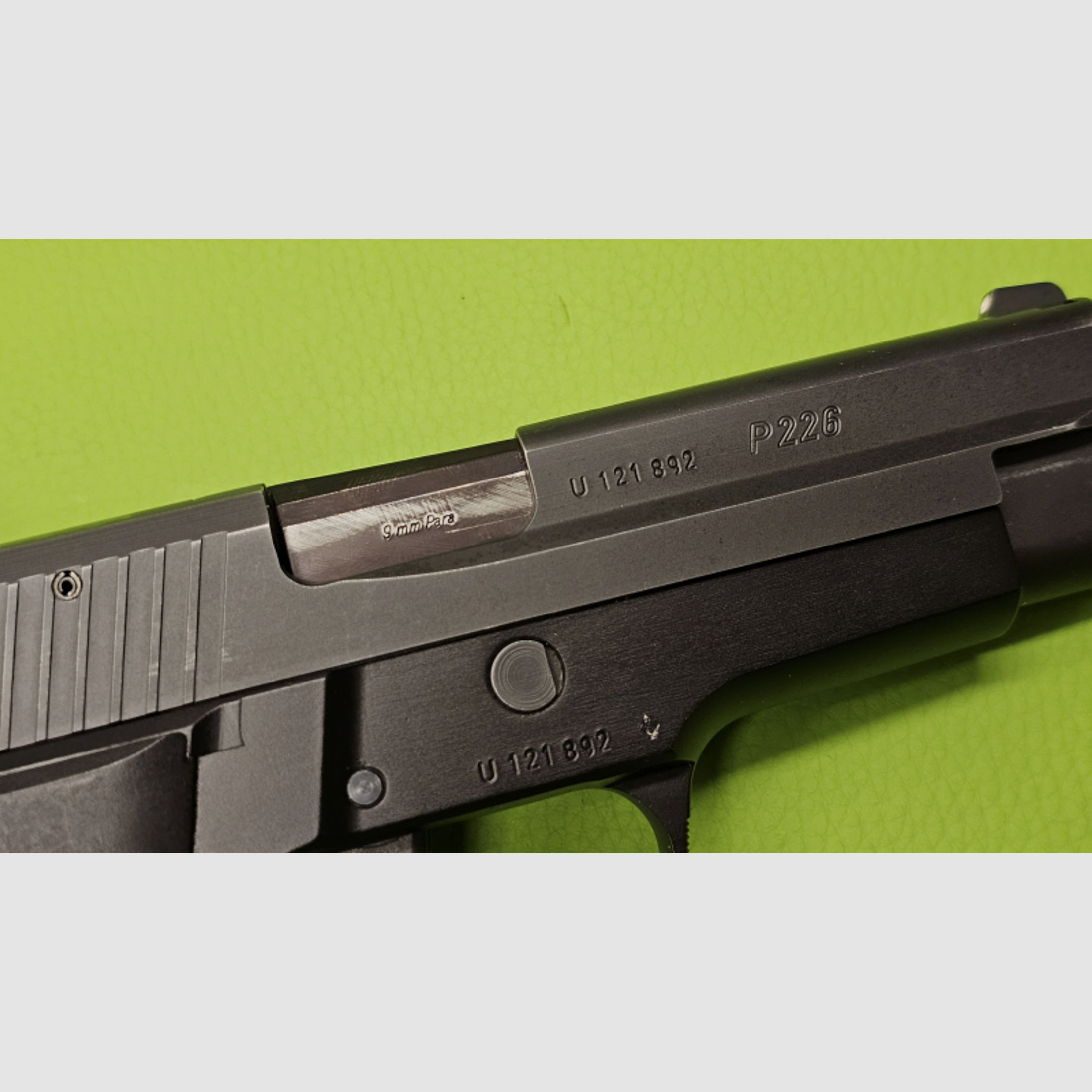 Pistole SIG Sauer P226 von 1984 / Kaliber 9mmLuger / frühes Modell! / SAMMLER