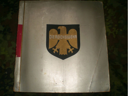 Antiquarisches Buch: altes Sammelbilderalbum - Die Reichswehr