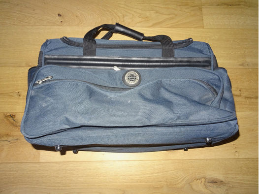Range Bag Tasche Neuwertig World Wide Travel Blau