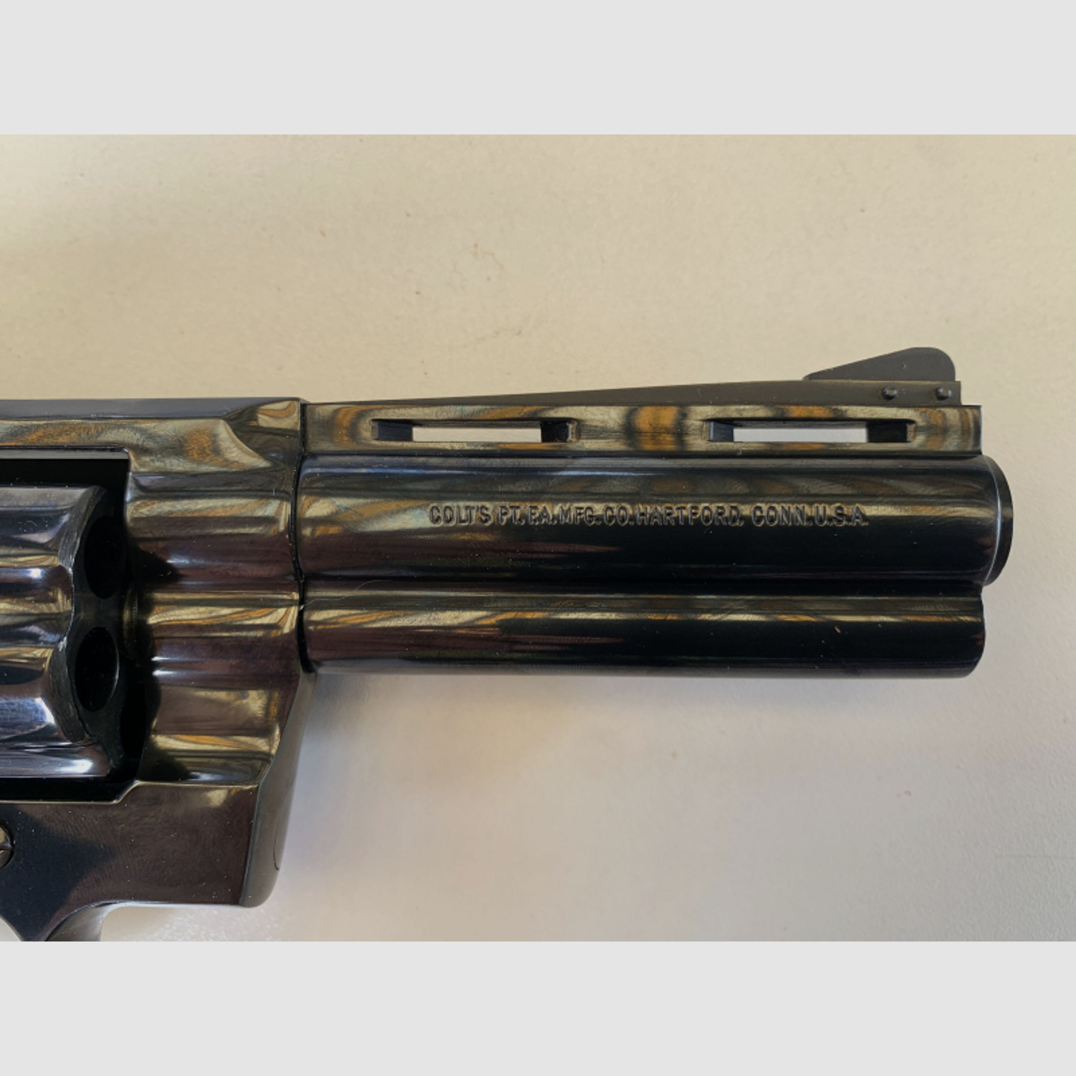Revolver Colt Python 357Magnum CTG Bj 1976 Kurz Schwarz
