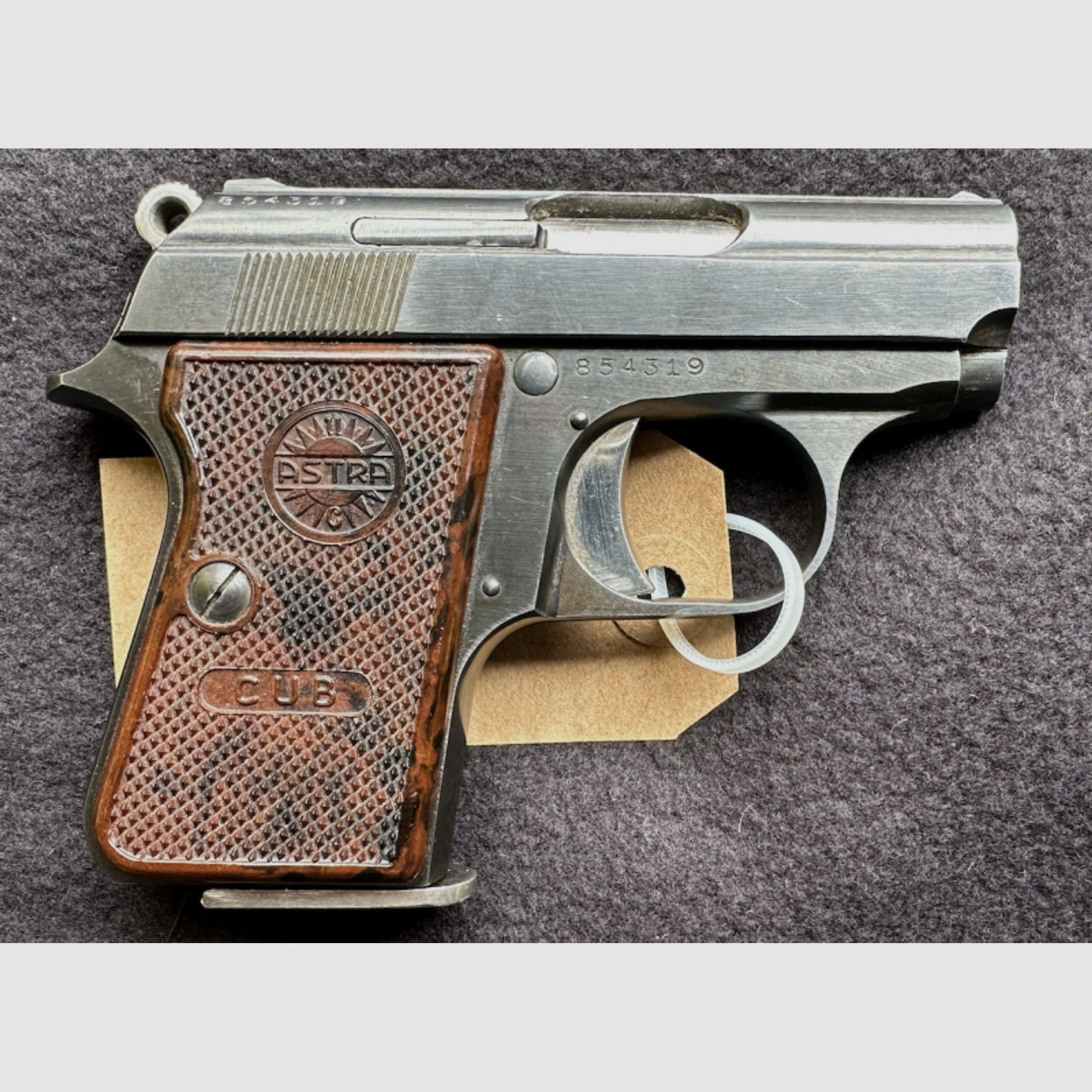 Pistole Astra CUB - 6,35 mm Browning - .25 Auto - 1 Magazin - auch nur freie Teile