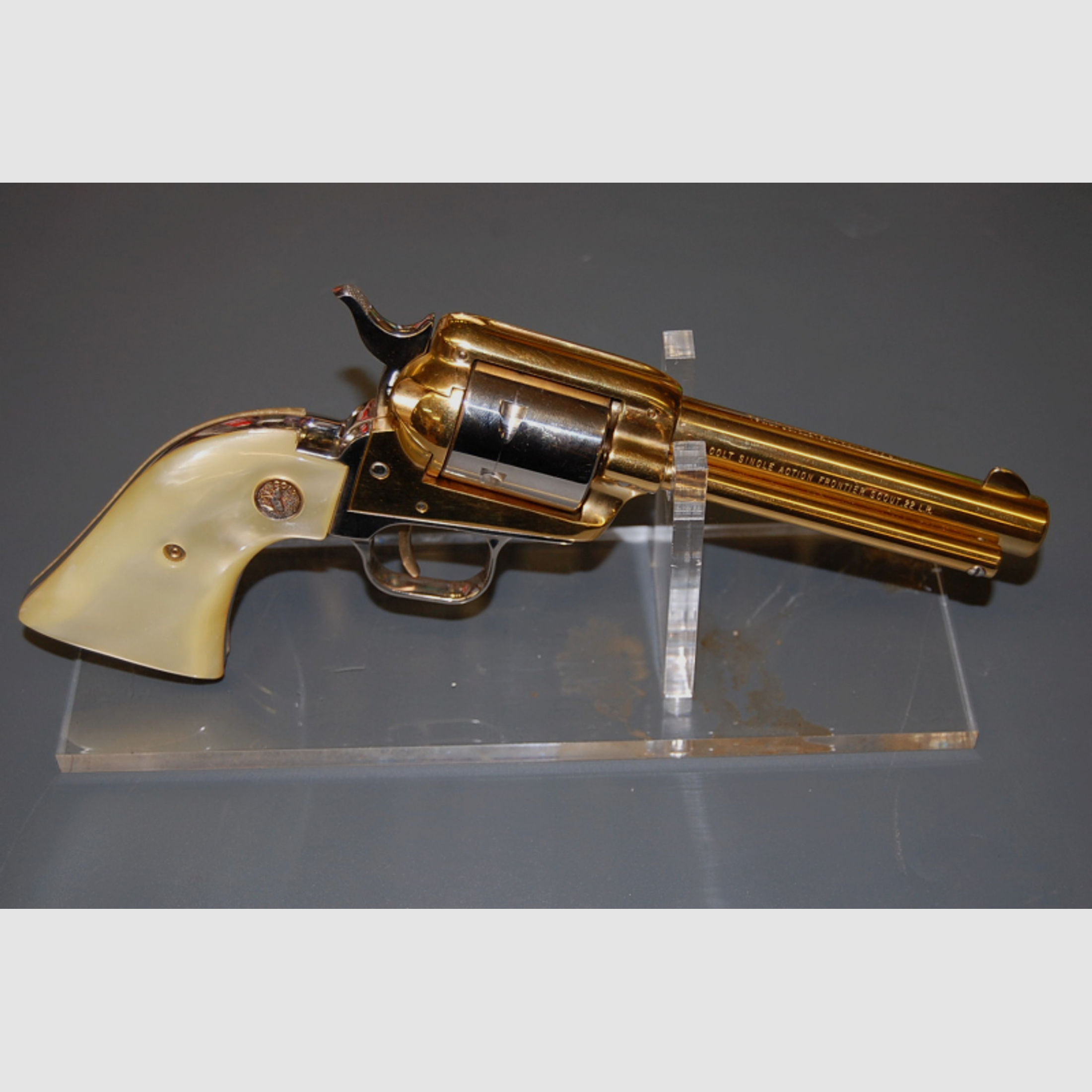 Aus Colt Sammlung SAA Revolver Colt Frontier Scout im Kal 22lr im Bestzustand