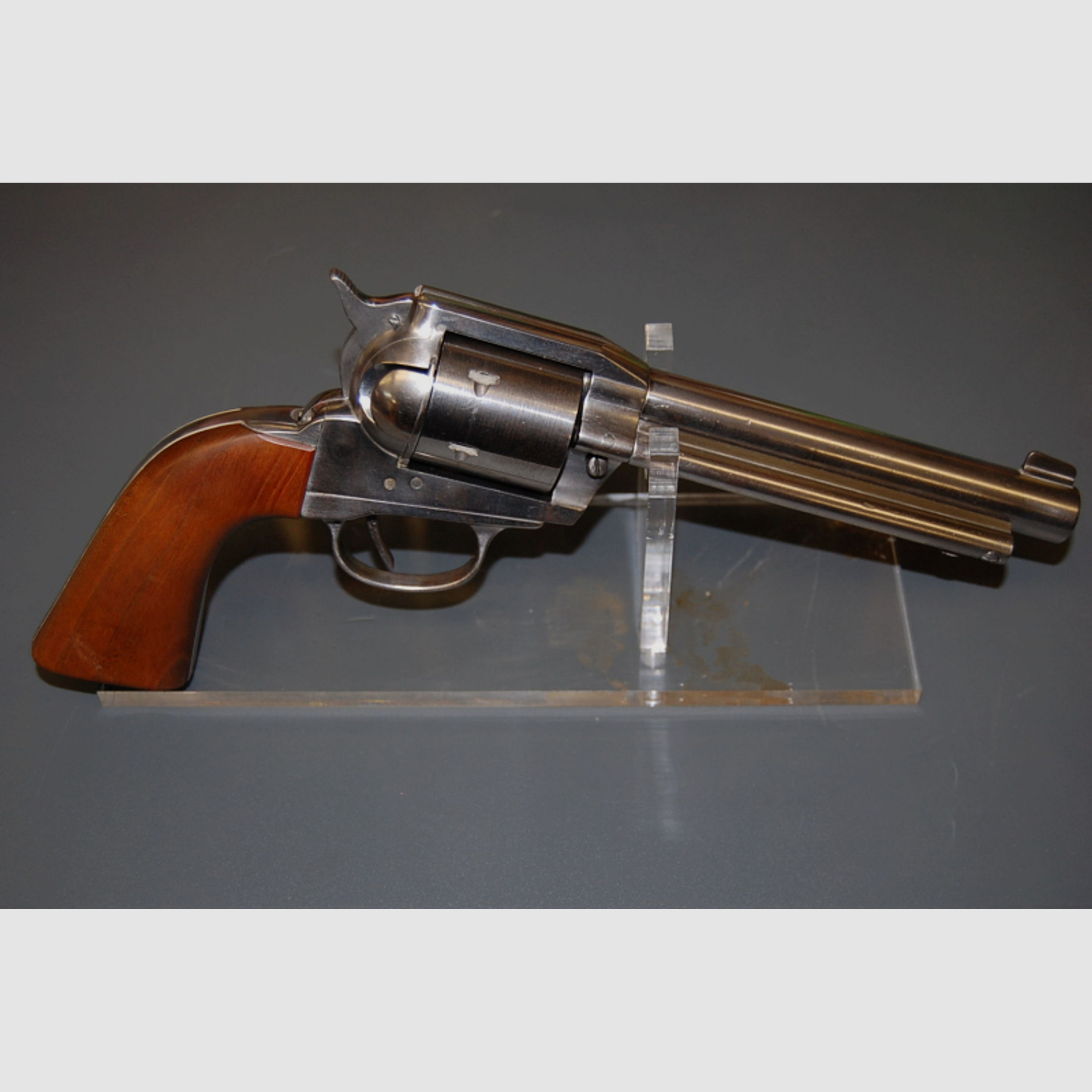 Aus Colt Sammlung SAA Revolver im Kal 22lr im Bestzustand