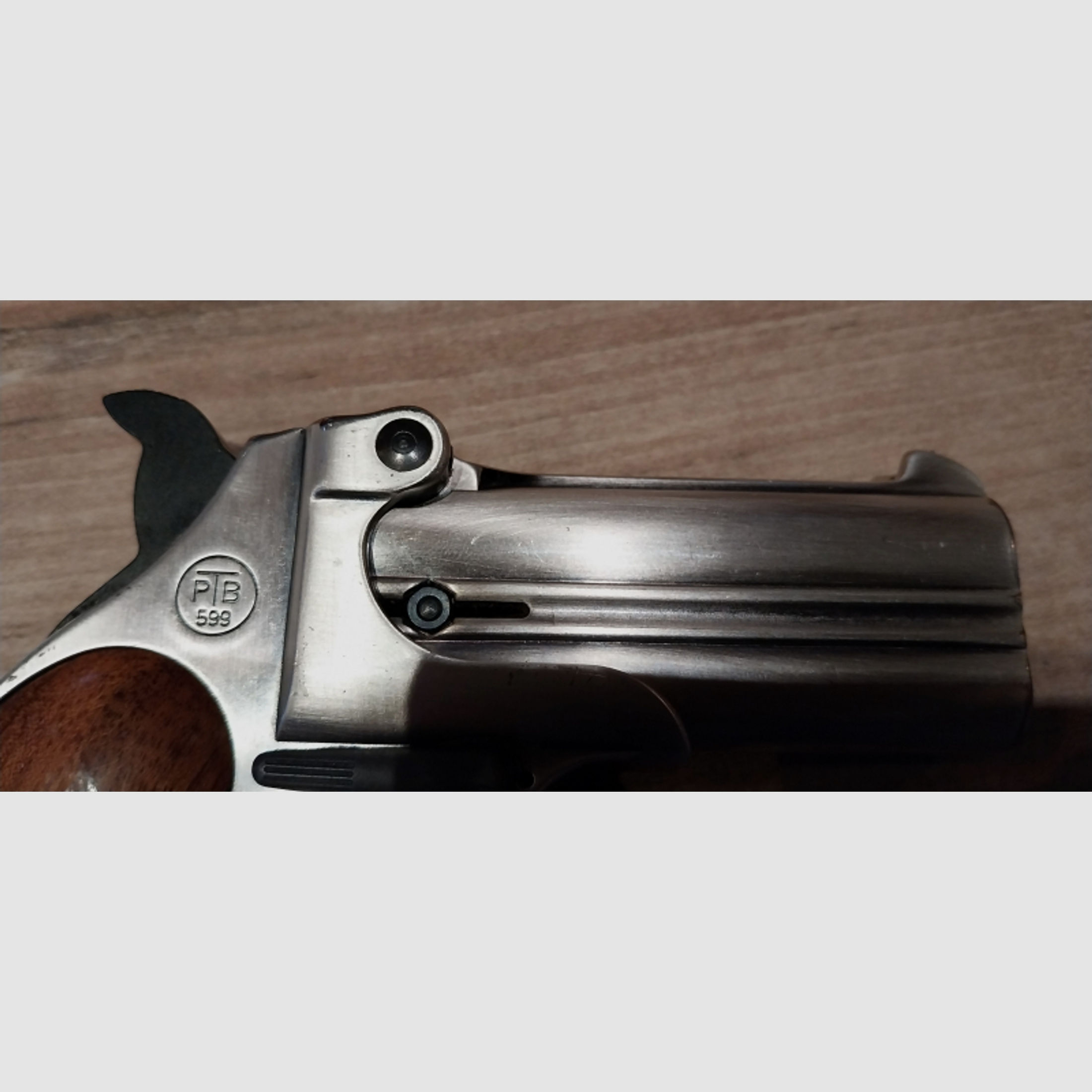 Derringer,, Noris Twinny,,9mm PAK mit der PTB 599 originaler Schachtel.