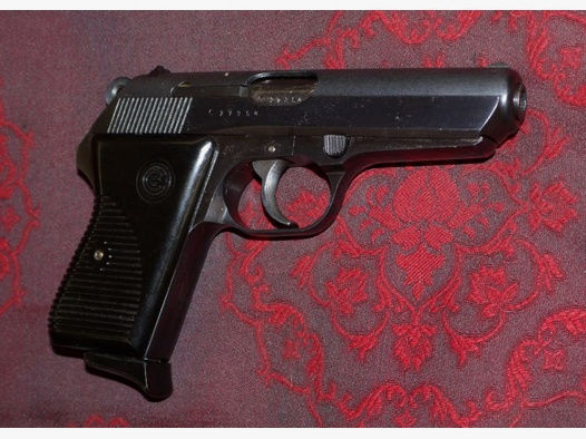 Pistole Czechoslovakia VZOR50, Cal. 7,65 Br., ähnlich Walther PPK, auch freie Teile
