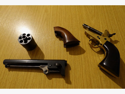Unikat Vorderlader Revolver 1851 Western Navy Colt 9mm Knall