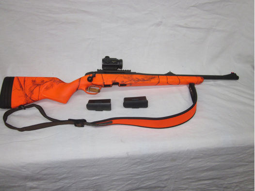Drückjagd Nachsuche Steyr Pro Hunter mit Red Dot 8x57 Orange