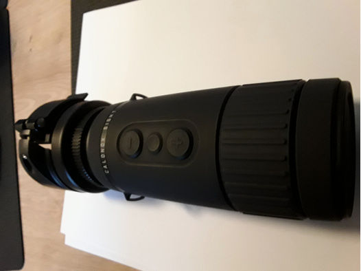 Wärmebildvorsatzgerät Leica Calonox Sight und Smartclip-Adapter 62 mm Ultra Slim Edition