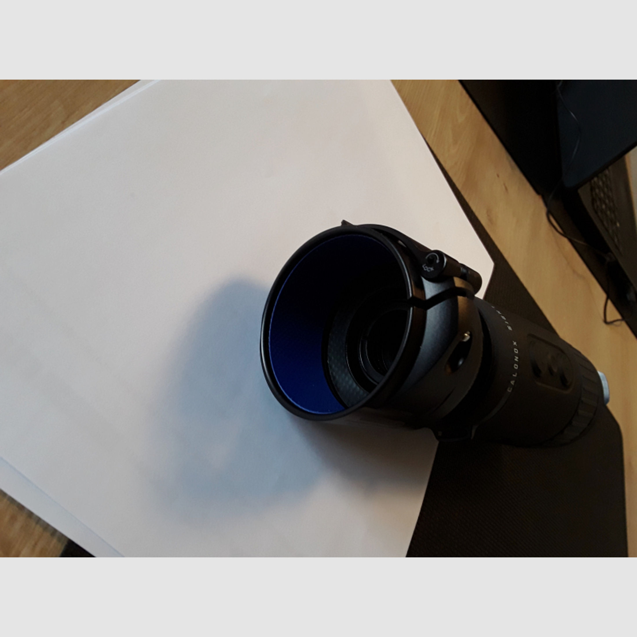 Wärmebildvorsatzgerät Leica Calonox Sight und Smartclip-Adapter 62 mm Ultra Slim Edition