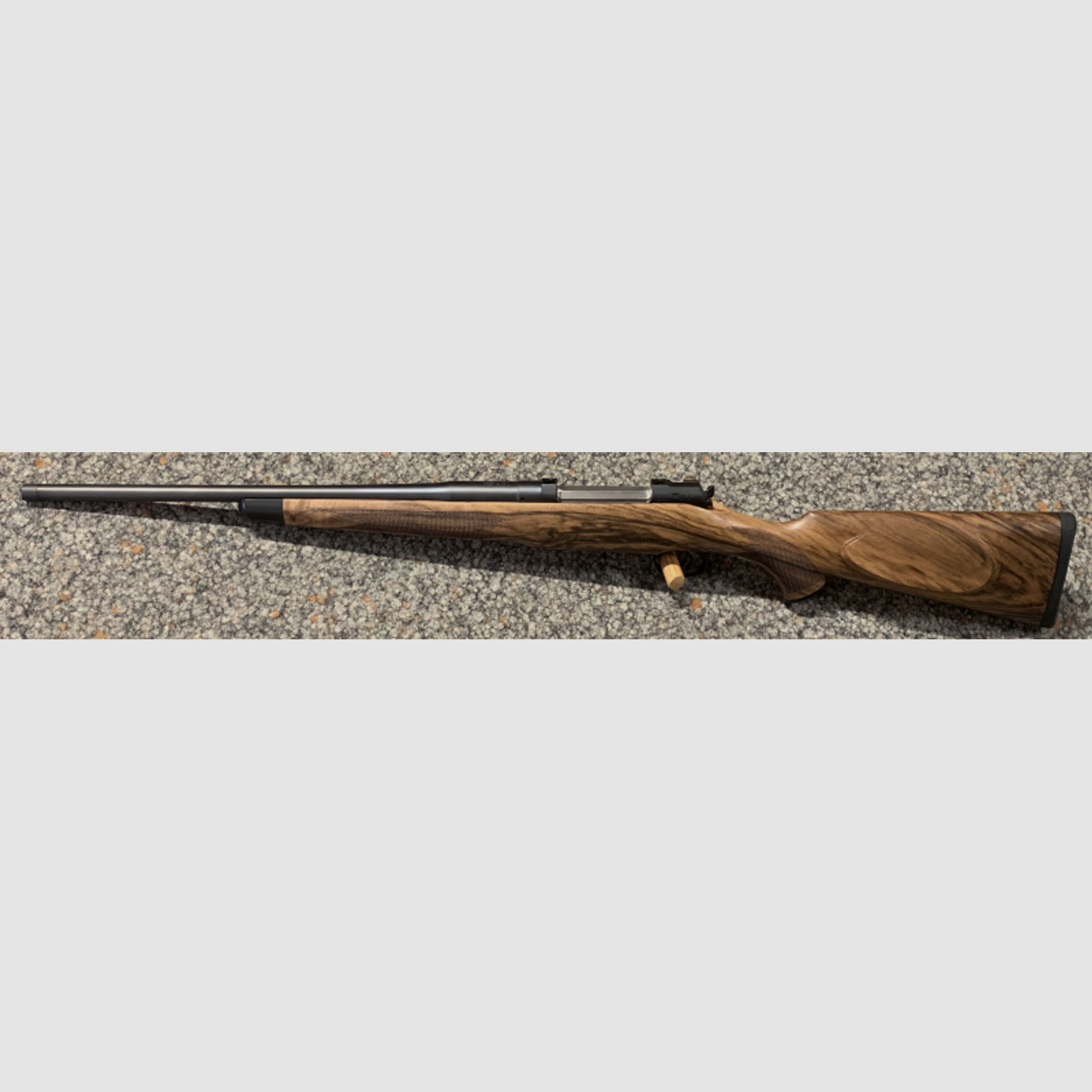 Neuware---Mauser M03 Holzklasse 6 .30-06Spring. 51cm Lauf mit Gewinde M15x1, Kombiabzug