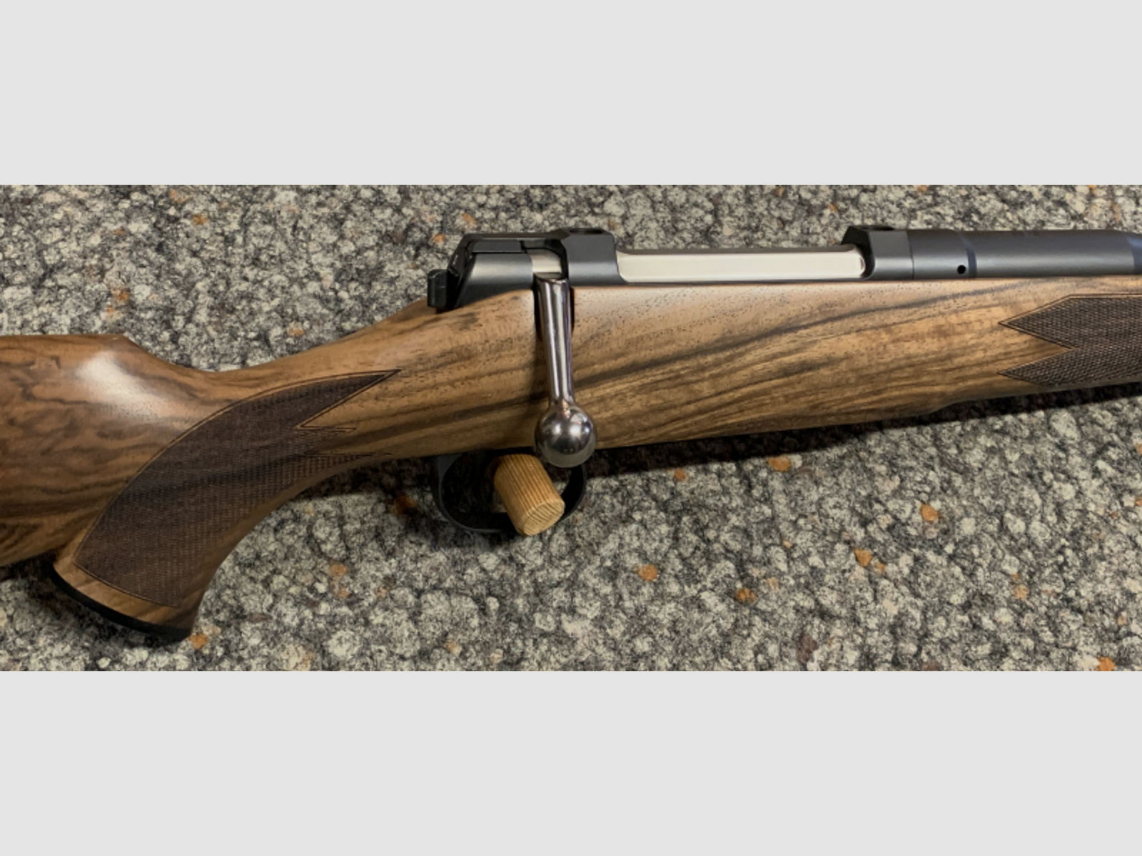 Neuware---Mauser M03 Holzklasse 6 .30-06Spring. 51cm Lauf mit Gewinde M15x1, Kombiabzug