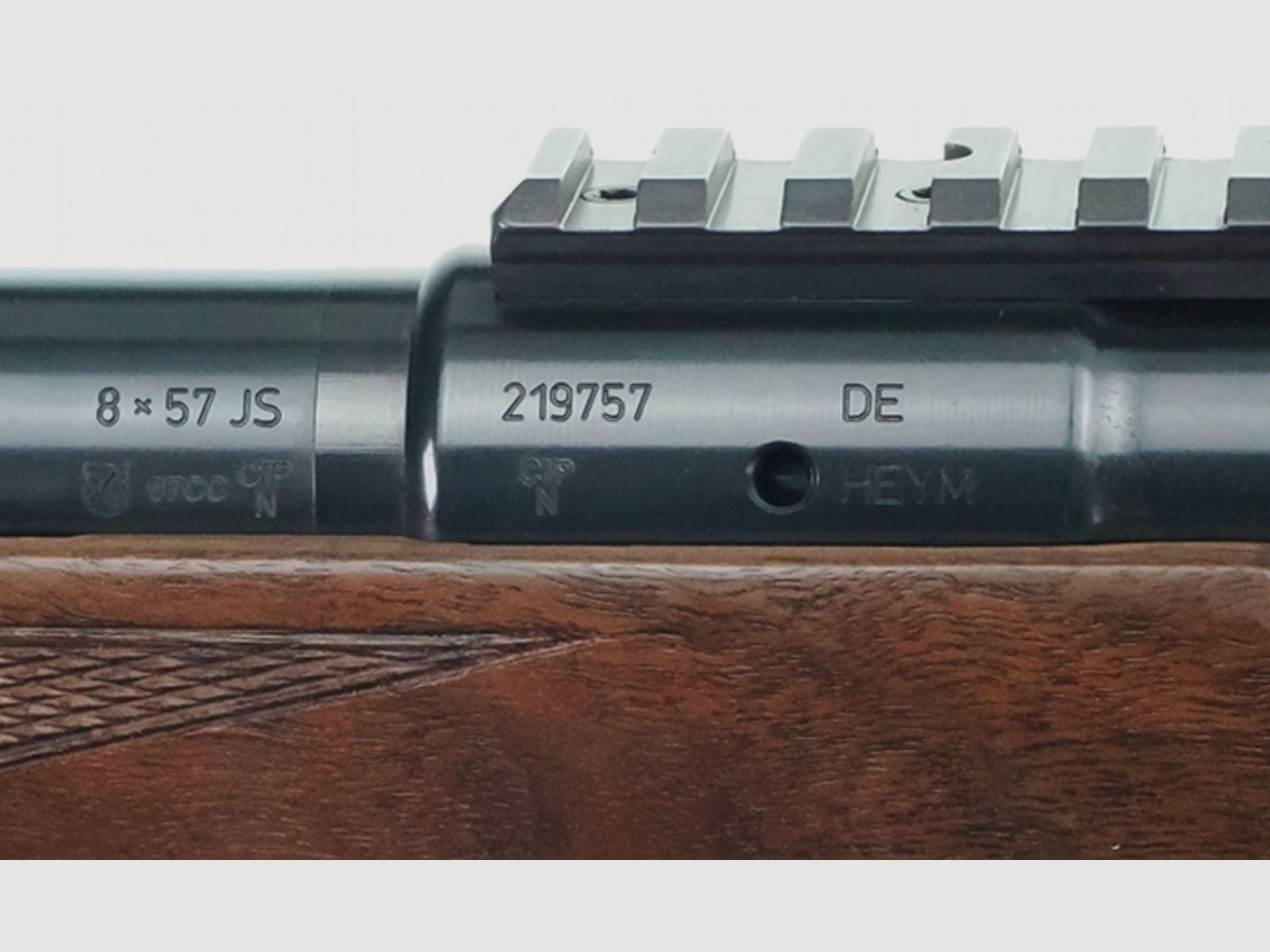 Repetierbüchse Heym SR21 Kal. 8x57IS mit Picatinnyschiene u. Laufgewinde für Schalldämpfer M14x1 !
