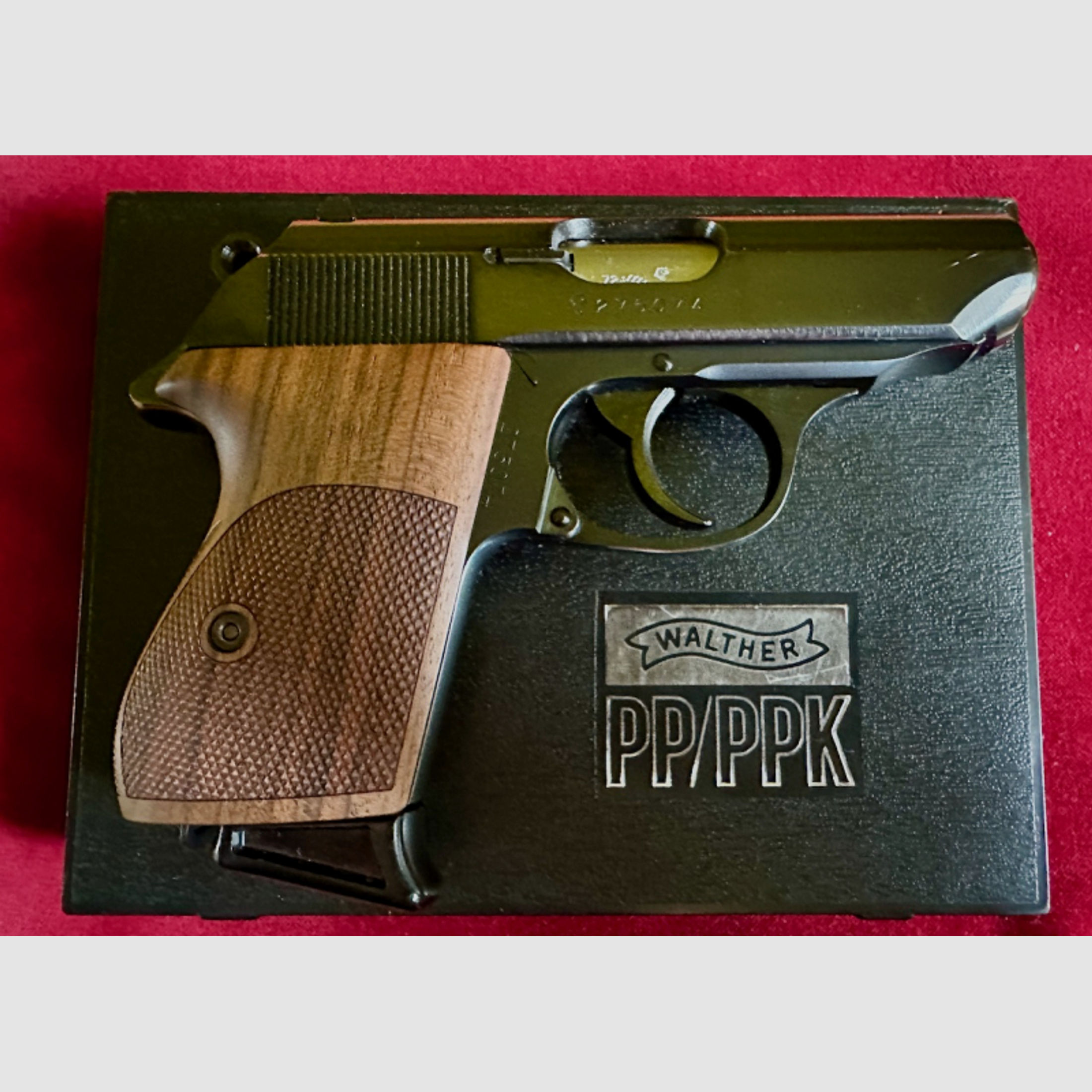 Pistole Walther PPK 7,65mm mit Nill Griffschalen