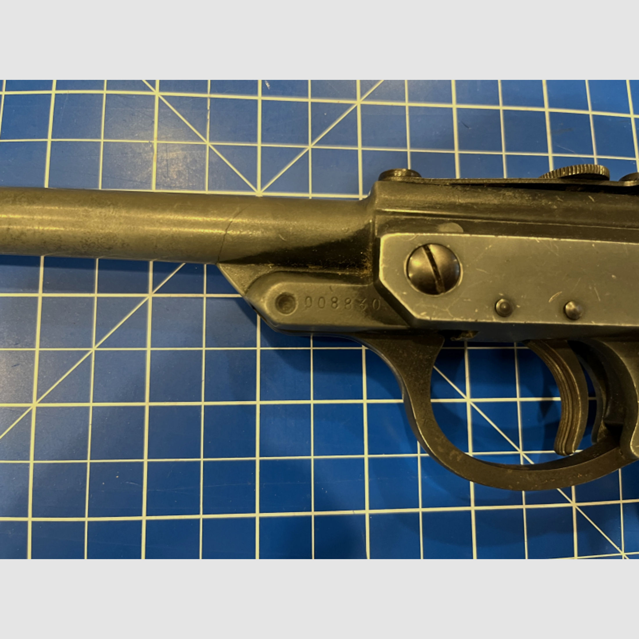 Luftpistole LuPi Walther Mod. 53 - James Bond - mit Knicklauf Cal. 4,5