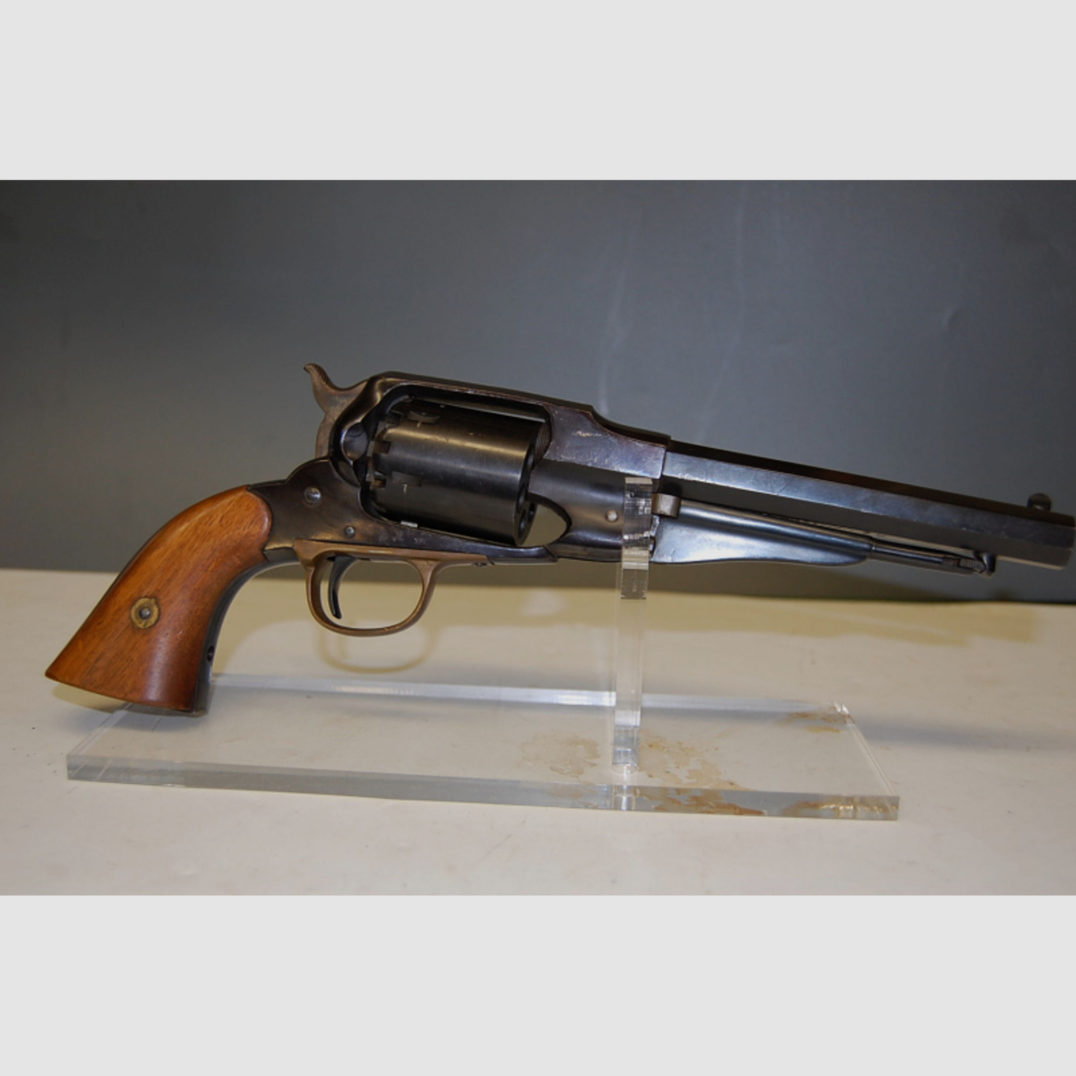VL Revolver Remington Navy Arms Kal .38SP Hersteller Uberti im Bestzustand aus Sammlung