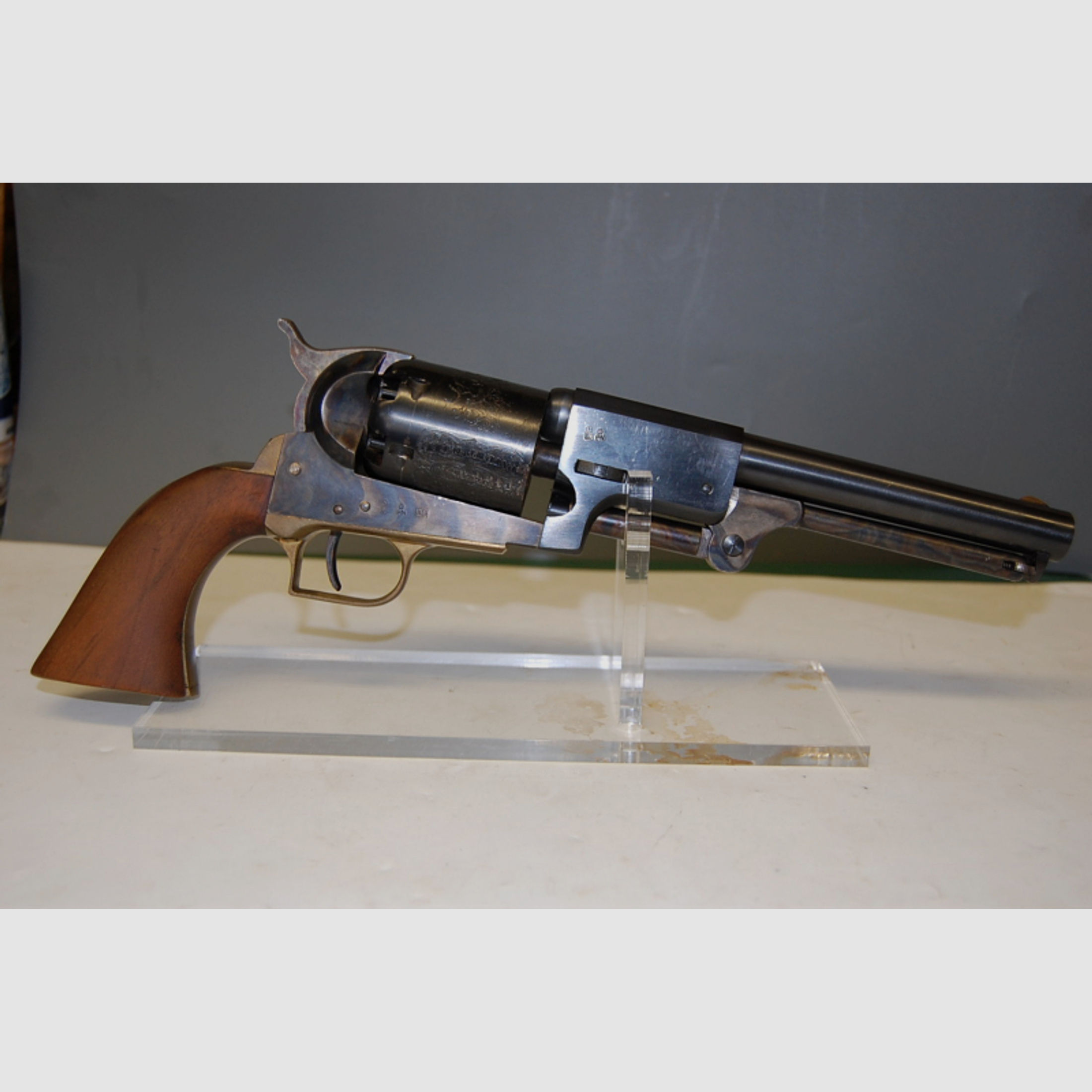 VL Revolver Colt Dragoon M 1850 Kal .44SP Hersteller Uberti Bestzustand aus Sammlung