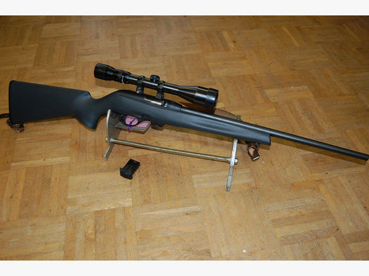 SL Büchse Remington M 597 Kal .22lr +ZF Kahles 3-9 x42 Abs. 1 auf Festmontage u. TOP Zustand