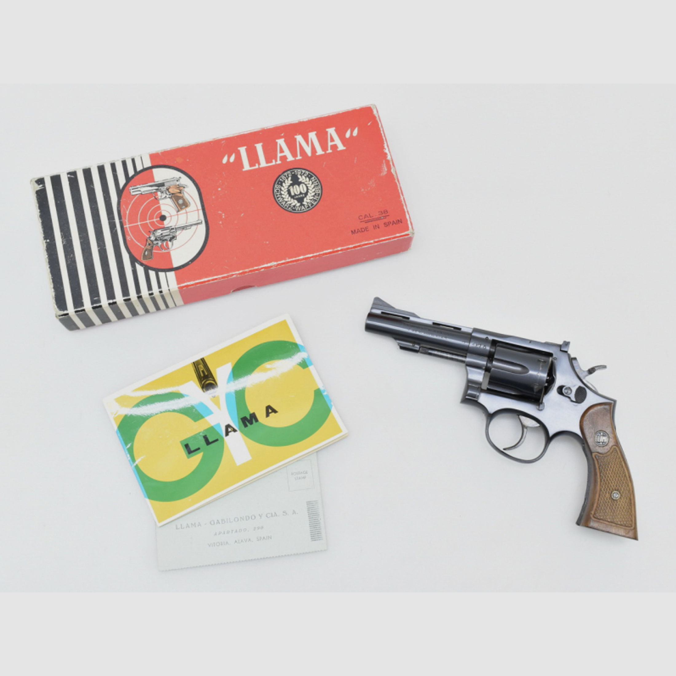 LLAMA Revolver Modell MARTIAL mit 4" Lauf Kal .38 Special in der OVP