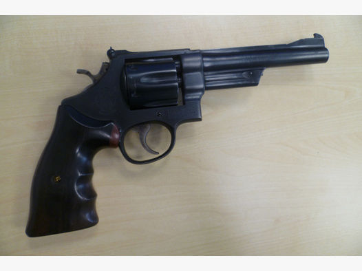 Revolver Smith & Wesson Highway Patrolman .357 Magnum 6"