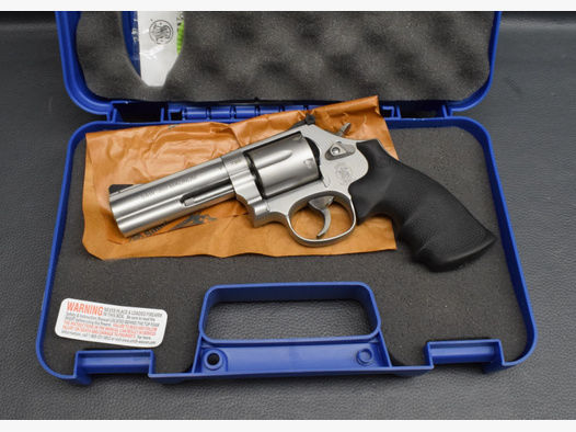 Smith & Wesson Modell 686 Security Special, 357 Magnum, 4" Lauf, Neuware zum Sonderpreis