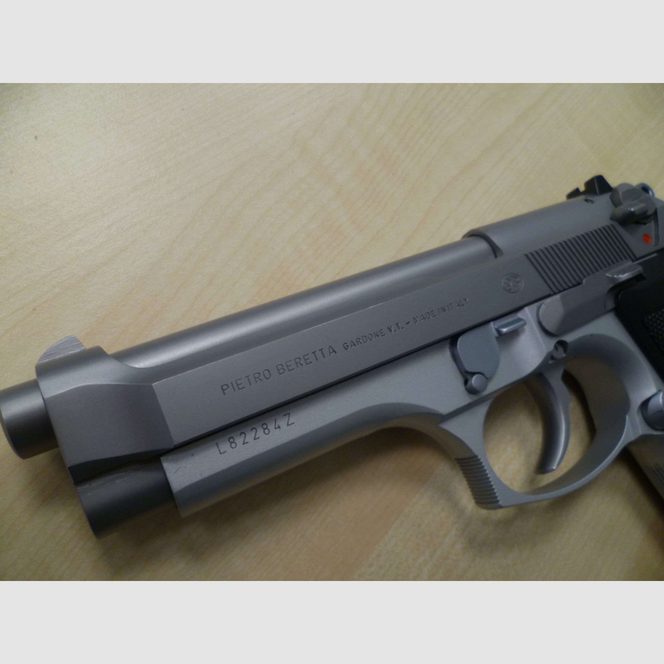 Pistole Beretta MOD. 92 FS 9mm Luger stainless