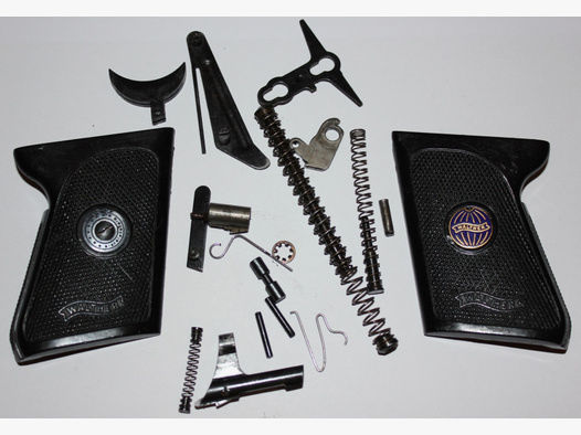 Konvolut Ersatzteile Kleinteile für Pistole Walther TP 6,35 Browning Teile Freie Teilesatz